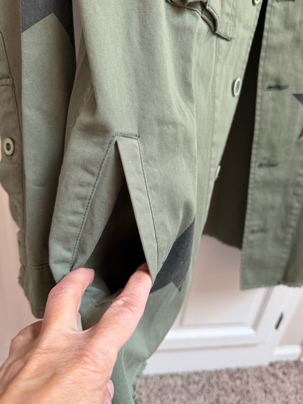 NWT Pistola Camilo Utility Jacket in Army Green with Stars Cotton Size Small - Picture 10 of 16